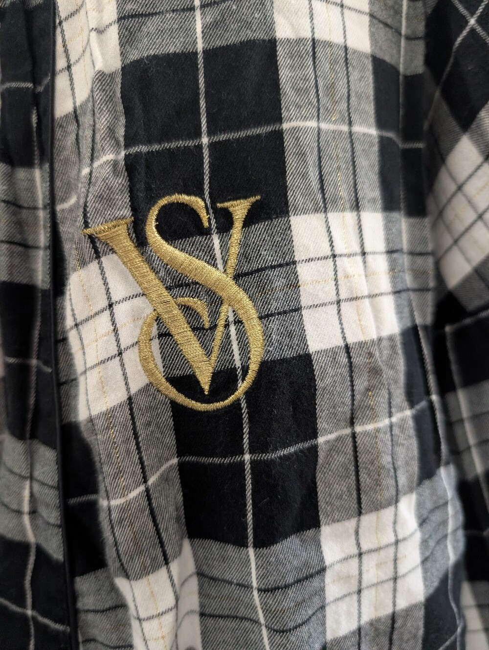 Victoria's Secret Black and White Plaid  Women's  Pajama Robe with Gold Monogram